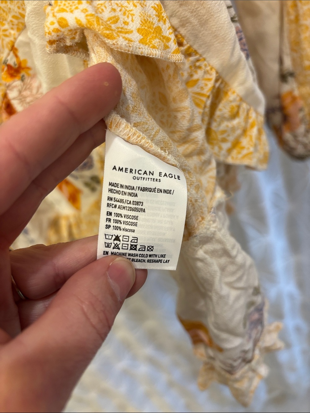 Boho Floral Tie-Neck Tunic in Yellow - American Eagle - Picture 6 of 8